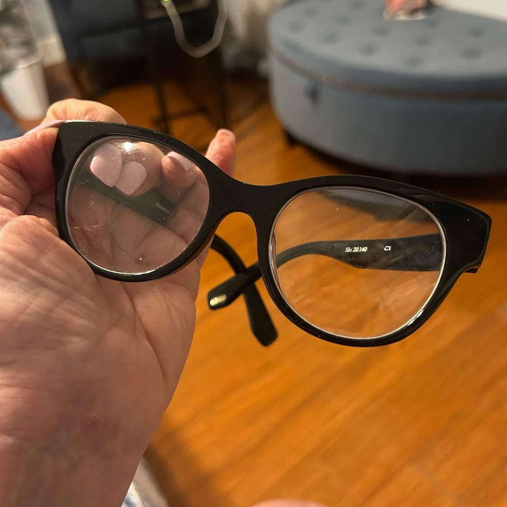 Stylish Black Eyeglasses